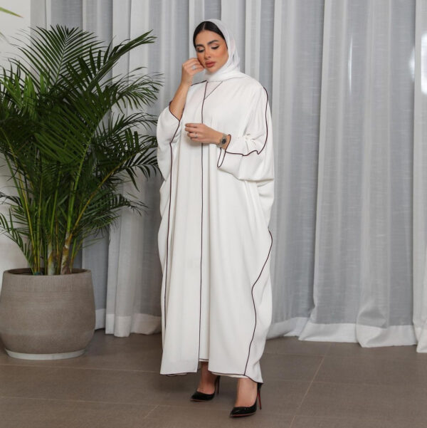 Women's White Patchwork Plus Size Women's Abaya Robe - Image 6