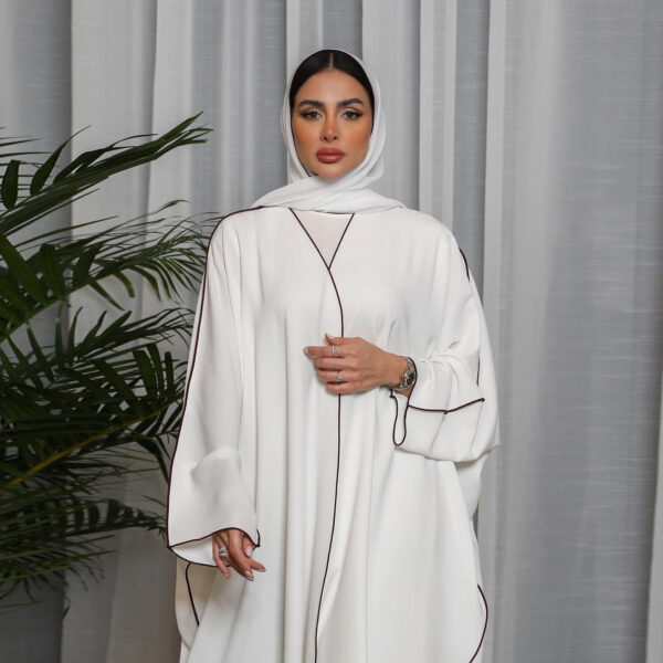 Women's White Patchwork Plus Size Women's Abaya Robe - Image 8